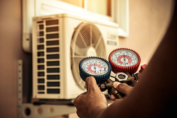 Professional Ductwork Repair technician working in Sussex, NJ
